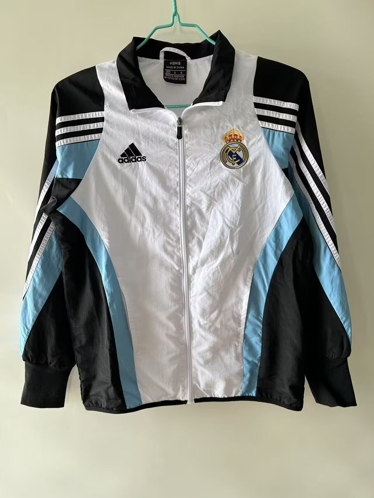 AAA Quality Real Madrid 24/25 Wind Coat - White/Black/Blue